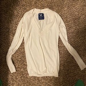 American Eagle sweater size medium